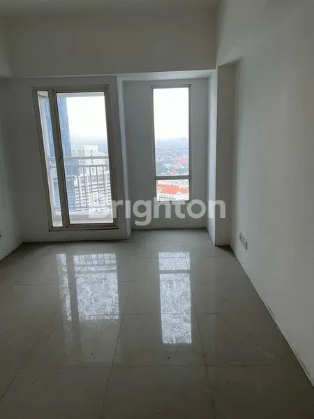 image APARTEMEN TANGLIN LANTAI 22, VIEW KOLAM RENANG (1)