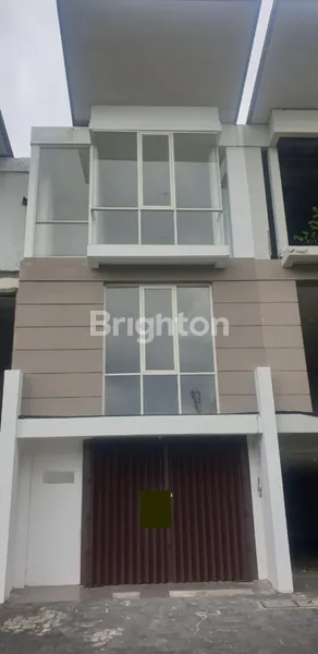 image SOHO  RUKO ROYAL RESIDENCE, SOHO CROWN DEKAT PAKUWON MALL, DEKAT GRAHA FAMILI LOOPS, DEKAT KAMPUS UNESA LIDAH  (1)