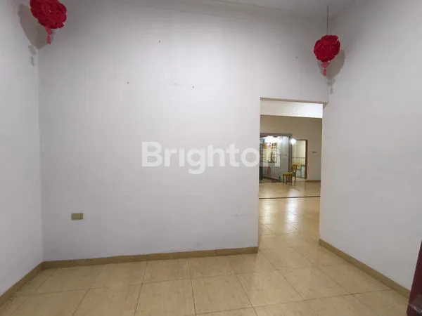 image RUMAH DALAM PEMUKIMAN AMAN DI TENGAH KOTA PEKANBARU (3)