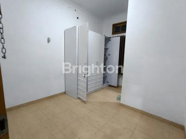 image RUMAH DALAM PEMUKIMAN AMAN DI TENGAH KOTA PEKANBARU (6)