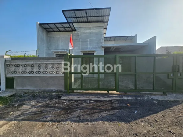 image RUMAH SIAP HUNI BANGUNAN BARU GUNUNGANYAR DEKAT DENGAN UPN (1)