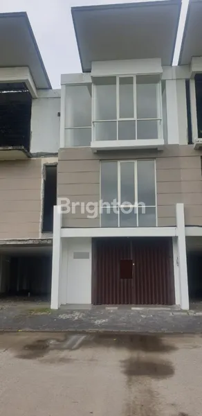 image  SOHO ROYAL RESIDENCE, SOHO CROWN DEKAT PAKUWON MALL, DEKAT GRAHA FAMILI LOOPS, DEKAT KAMPUS UNESA LIDAH  (2)