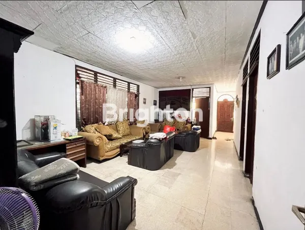 image HOT SALE — DIJUAL CEPAT! TANAH + RUMAH SIAP PAKAI KRAMAT JATI (5)