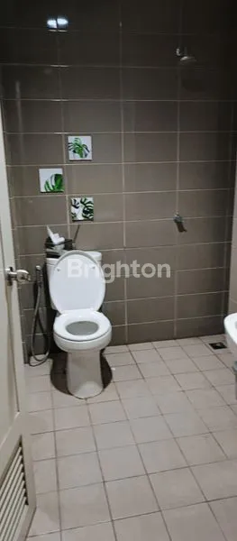 image RUKO MODERN 4 LANTAI, LOKASI PREMIUM GREEN LAKE (5)