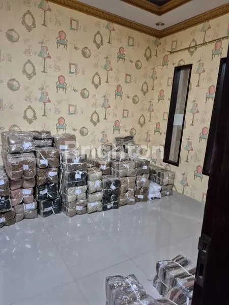 image RUMAH BESAR JELAMBAR (6)