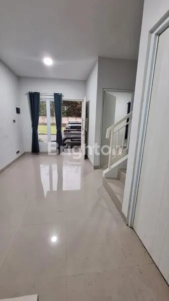 image RUMAH 2 LANTAI MINIMALIS AKSES KILAT KE STASIUN (2)