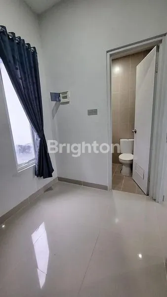 image RUMAH 2 LANTAI MINIMALIS AKSES KILAT KE STASIUN (8)