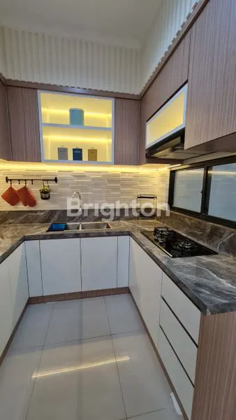 image RUMAH MEWAH FULL FURNISHED SIAP HUNI DI SUMMARECON (4)