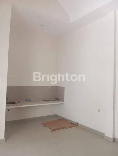 image RUMAH 2 LANTAI PERMATA PAGESANGAN JAMBANGAN DEKAT MASJID AGUNG AL AKBAR SURABAYA (2)