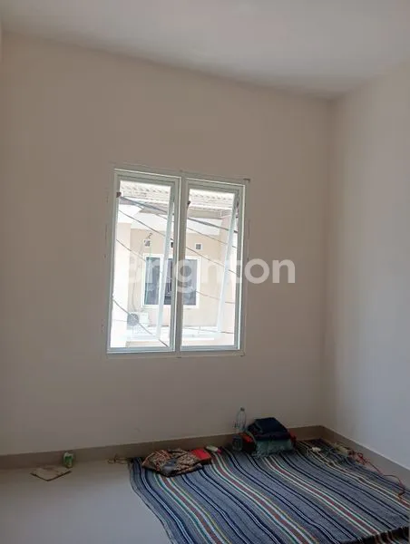 image RUMAH 2 LANTAI PERMATA PAGESANGAN JAMBANGAN DEKAT MASJID AGUNG AL AKBAR SURABAYA (4)