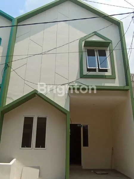 image RUMAH 2 LANTAI PERMATA PAGESANGAN JAMBANGAN DEKAT MASJID AGUNG AL AKBAR SURABAYA (1)