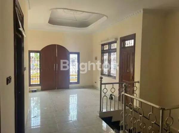 image RUMAH MEWAH RENOVASI TOTAL DI TAMAN PALEM (3)