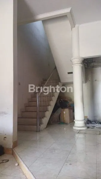 image DISEWAKAN RUMAH 2 LANTAI DI DAERAH PAPANDAYAN (7)