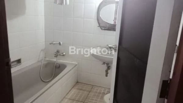 image RUMAH 2 LANTAI DI DAGO, LT 280M² & FULL FURNISH (3)