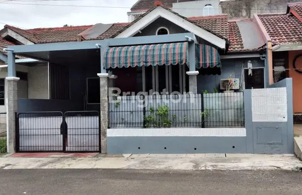 image BELI RUMAH GRATIS TEMPAT PARKIR BONUS KITCHEN SET, KAMAR TIDUR 3 (1)