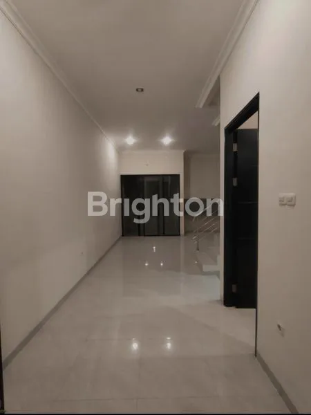 image NEW GRESS RUMAH MINIMALIS KLAMPIS SEMOLO DEKAT TENGAH KOTA (2)