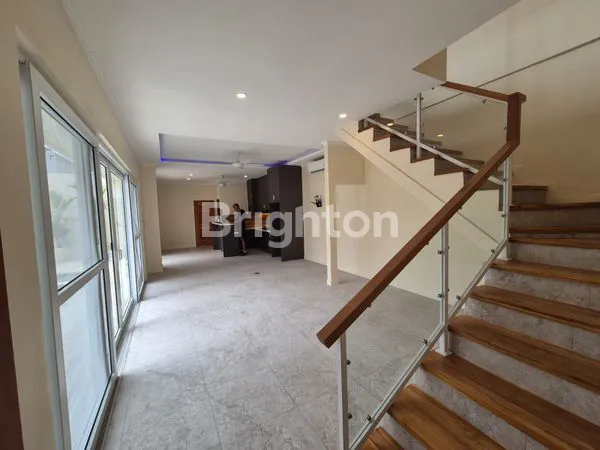 image MODERN TWO-STOREY VILLA WITH POOL IN BALI GRIYA RESIDENCE (5)