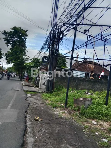image TANAH PINGGIR JALAN DAERAH KEROBOKAN LUAS PUSAT KERAMAIAN COCOK UNTUK BISNIS (4)