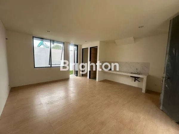 image RUMAH BARU MODERN DI CENDANA LIVIN PARK SERPONG (2)