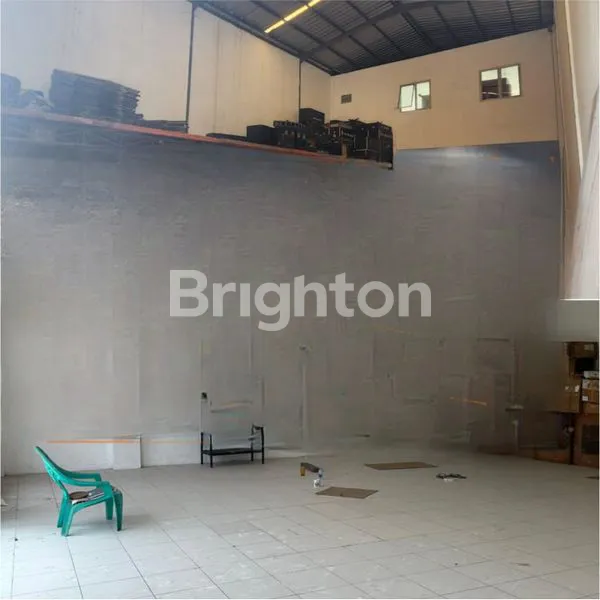 image GUDANG 2 LANTAI — PUSAT NIAGA TERPADU TANGERANG (2)