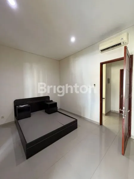 image DIJUAL RUMAH SIAP HUNI DI KELAPA GADING , JAKARTA UTARA (6)