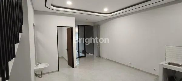 image NEW MANYAR SCANDINAVIAN 2 LANTAI SELANGKAH KE RAYA KERTAJAYA (8)