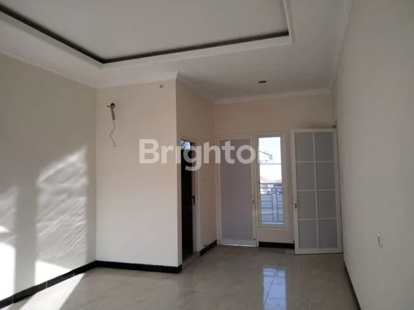 image RUMAH BARU SANGAT STRATEGIS (2)