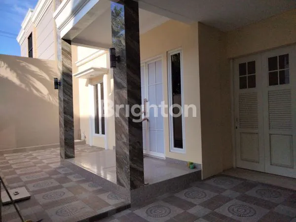 image RUMAH BARU SANGAT STRATEGIS (6)