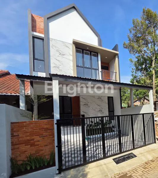 image MURAH: RUMAH BARU 2 LANTAI DEKAT UNNES GUNUNG PATI (1)