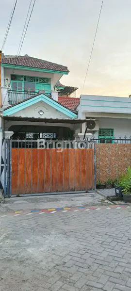 image HUNIAN MODERN DI VILLA REGENSI 2, 3 KT (3)