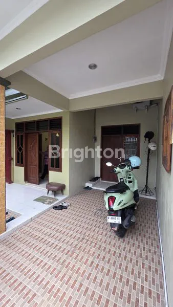 image RUMAH SUPER MULUS 8 X 13, CUMA 5 MENIT KE ICON MALL GRESIK (2)