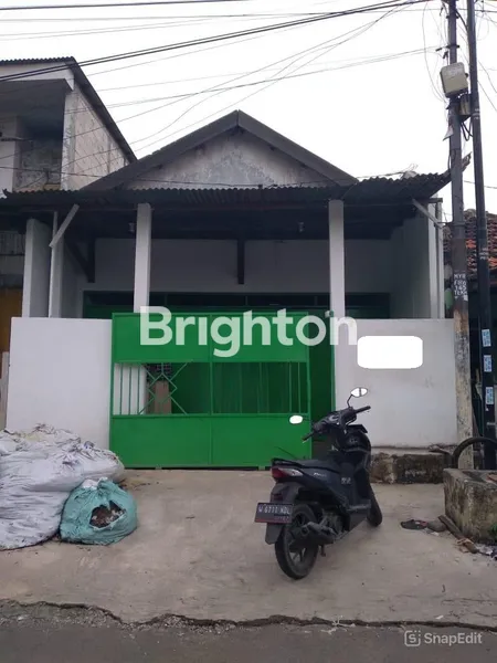 image GUDANG STRATEGIS DI NGAGEL, DEKAT STASIUN WONOKROMO (1)