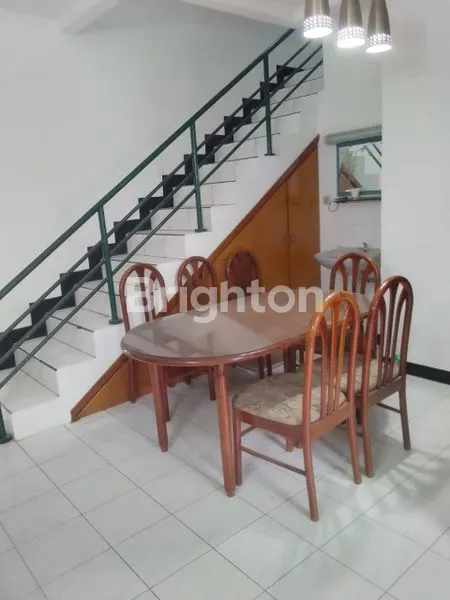 image RUMAH MEWAH FULLY FURNISHED DI SETRA DUTA, LT 144M² (3)