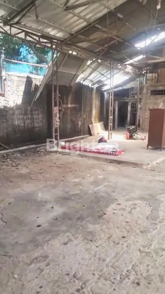 image GUDANG COCOK BUAT WORKSHOP MERUYA UTARA KEC. KEMBANGAN JAKARTA BARAT LUAS TANAH 300 M2 HADAP TIMUR ROW JALAN BISA KONTAINER MINL SEWA 2 TAHUN (6)