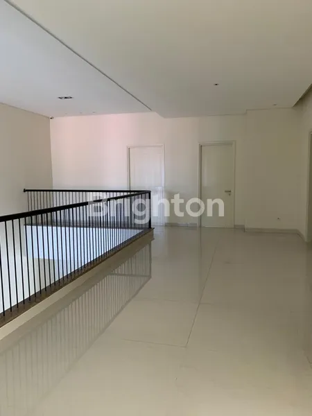 image RUMAH MEWAH JEMURSARI SIAP HUNI LOKASI STRATEGIS DEKAT KENDANGSARI, TENGGILIS, UBAYA (7)