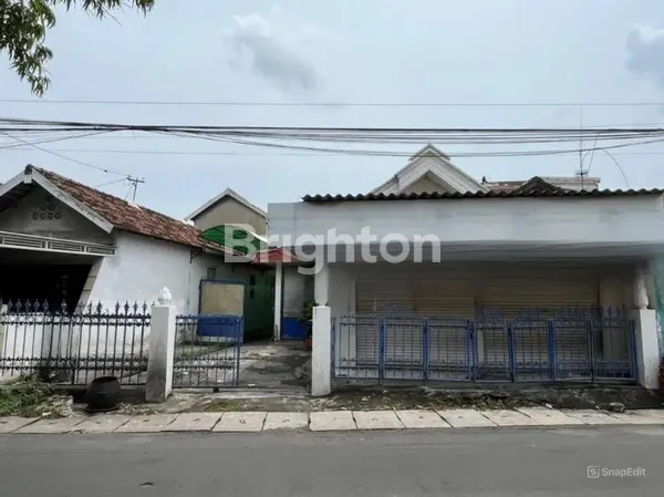 image RUMAH LAMA RAYA JAMBANGAN COCOK KOMERSIAL ATAU KOS LOKASI STRATEGIS DEKAT KETINTANG, UNESA (1)