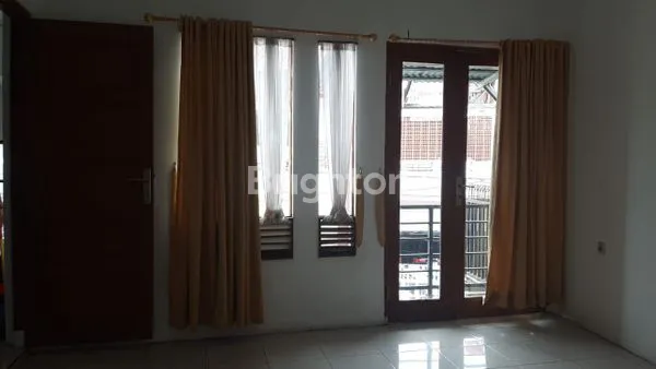 image SEWA RUMAH LUAS DI PEJATEN, AKSES MUDAH (2)