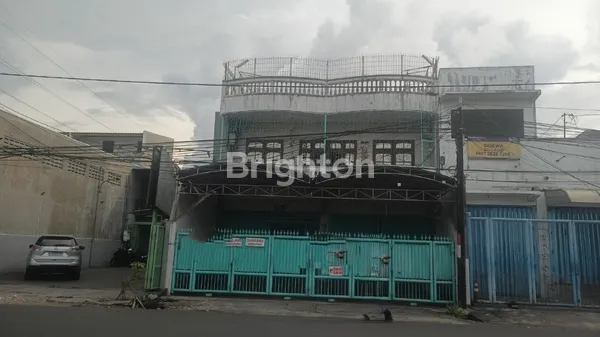 RUMAH / RUKO KENJERAN (NOL JALAN) SURABAYA TIMUR , FULL FURNISHED, COCOK UNTUK TINGGAL MAUPUN USAHA