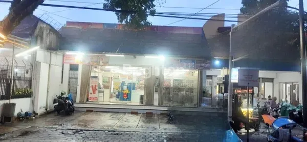image DISEWAKAN RUMAH USAHA NOL JALAN UTAMA DI KOTA MALANG JL. SEMERU (1)