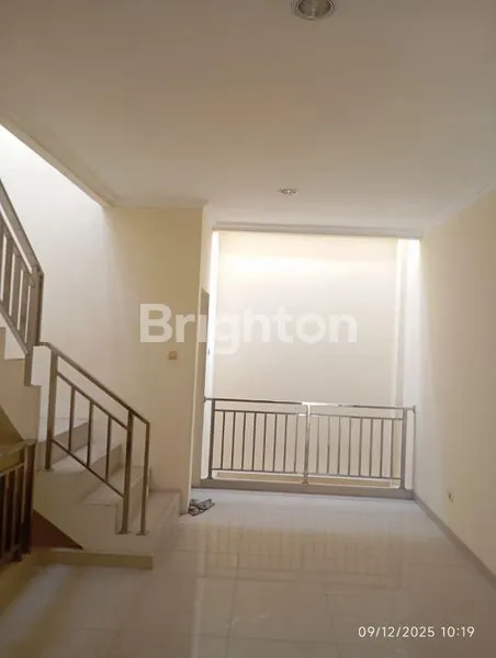 image RUKO STRATEGIS TAMAN SURYA V, 3.5 LANTAI SHM (2)