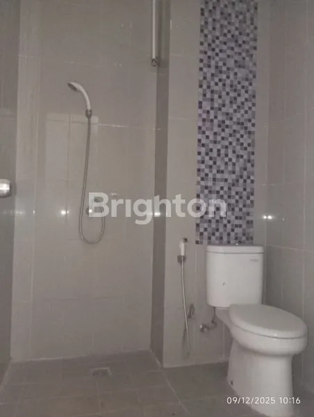 image RUKO STRATEGIS TAMAN SURYA V, 3.5 LANTAI SHM (7)