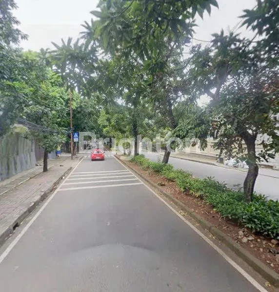 image TANAH PINGGIR JALAN COCOK BUAT USAHA MERUYA UTARA KEC KEMBANGAN JAKARTA BARAT UKURAN 18 X 30 M2 LUAS TANAH 540 M2 HADAP BARAT LAUT ROW JALAN BISA DILEWATI KONTAINER DEKAT TOL MERUYA (4)