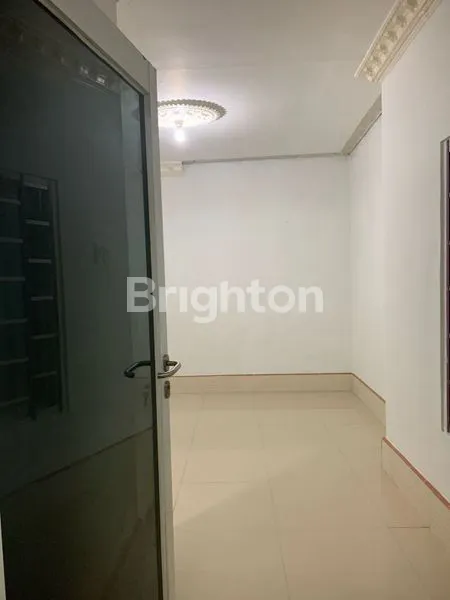 image RUMAH 2 LANTAI BARU SELESAI RENOVASI DI BEKASI UTARA (7)