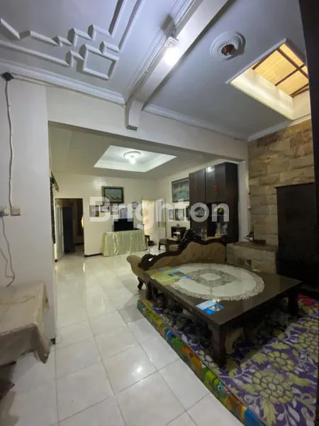 image RUMAH 2 LANTAI AREA SAWOJAJAR 2,AKSES MUDAH KE PUSAT KOTA,DEKAT EXIT TOL,JALAN LEBAR (7)