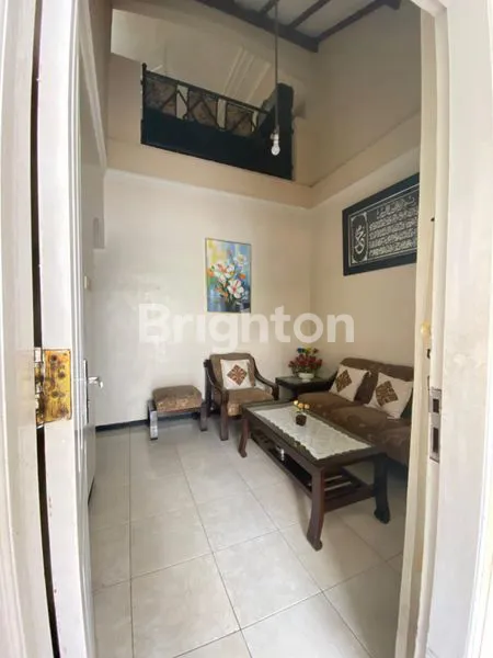 image RUMAH 2 LANTAI AREA SAWOJAJAR 2,AKSES MUDAH KE PUSAT KOTA,DEKAT EXIT TOL,JALAN LEBAR (8)