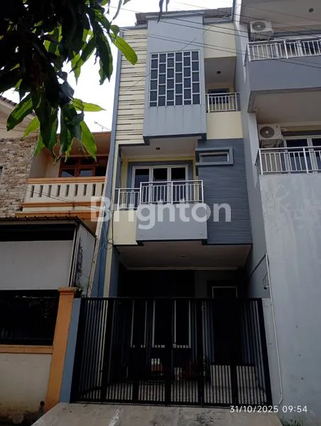 image HUNIAN STRATEGIS DI TAMAN SURYA V, 4KT+4KM (1)