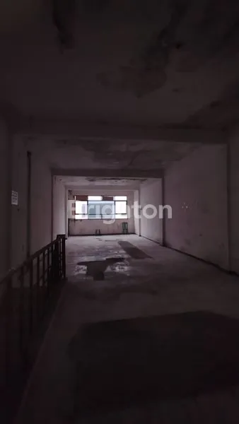 image RUKO 3 LANTAI KOMPLEK RUNGKUT MEGAH RAYA (3)