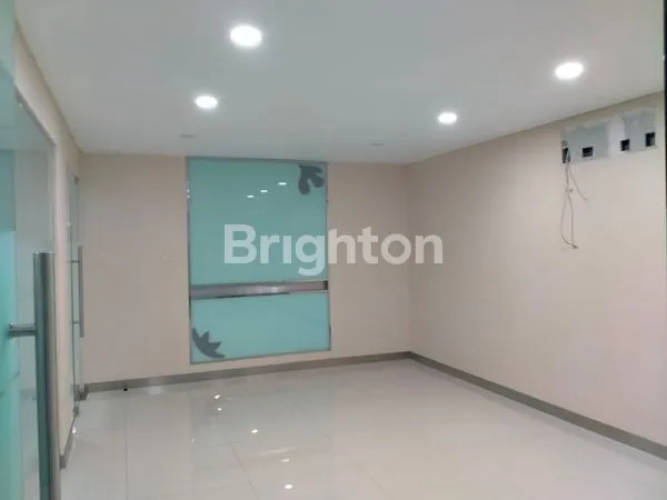 image 2 RUKO GANDENG 4 LANTAI NOL JALAN RAYA JEMURSARI (4)