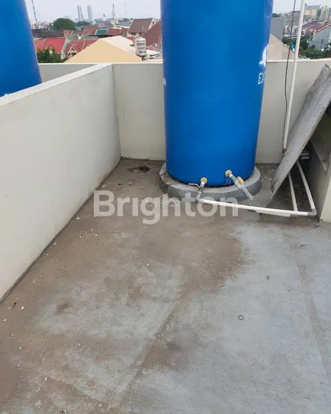 image HUNIAN STRATEGIS DI TAMAN SURYA V, 4KT+4KM (8)