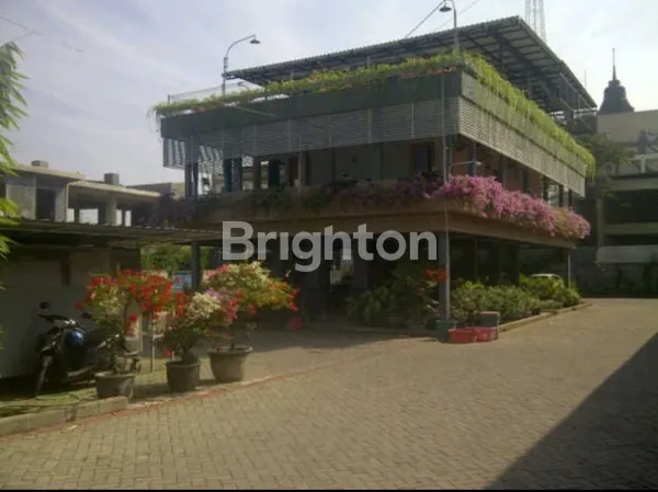 image RUMAH KOS AKTIF PRADAH DI SURABAYA BARAT DIJUAL CEPAT, SANGAT COCOK UNTUK INVENTASI (1)